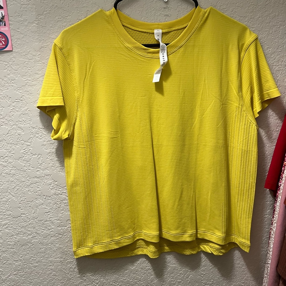 super cute lulu shirt